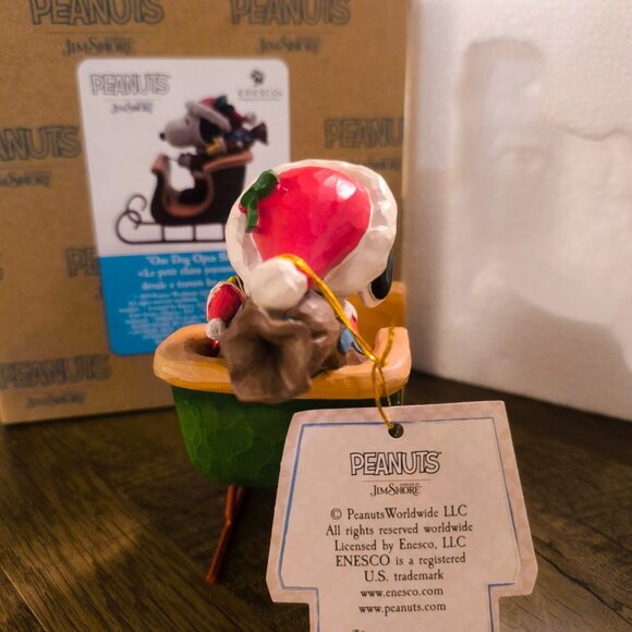 Jim Shore Santa Peanut Snoopy Christmas - Picture 4 of 6